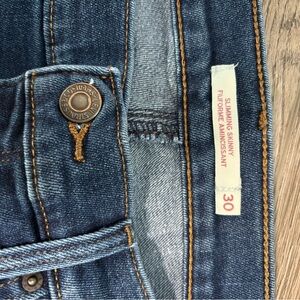 Slimming Skinny Levis Jeans - Blue